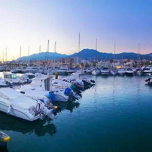 Puerto Marina Luxury 2bdr With Sea View , Benalmádena España